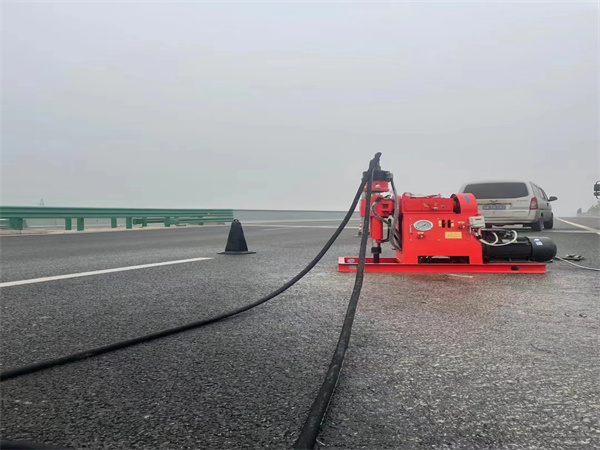 水城马路路基路面开裂下沉注浆加固灌浆