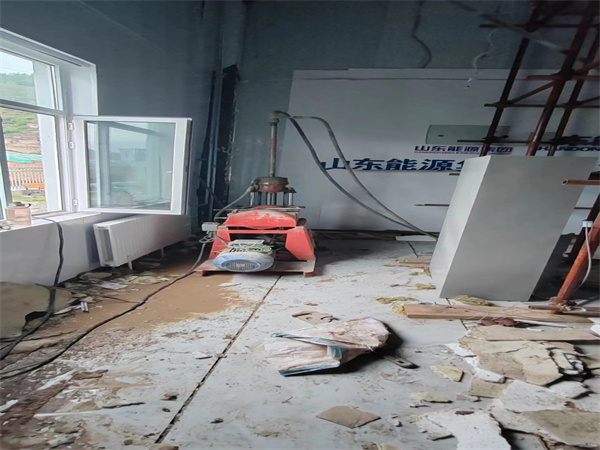 水城地基基础下沉墙体裂缝加固注浆顶升施工